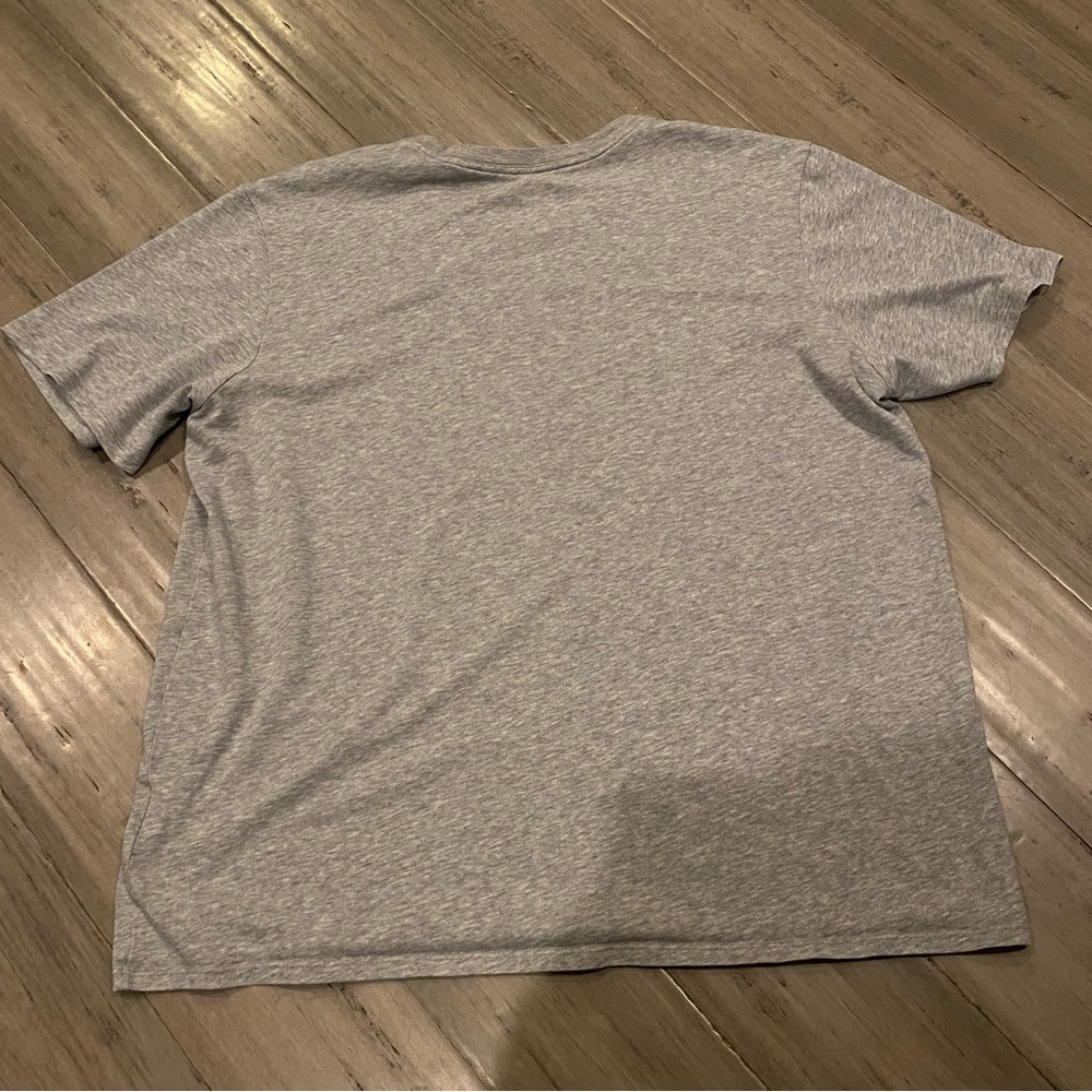 Nike Dri-Fit Tee - Picture 3 of 6